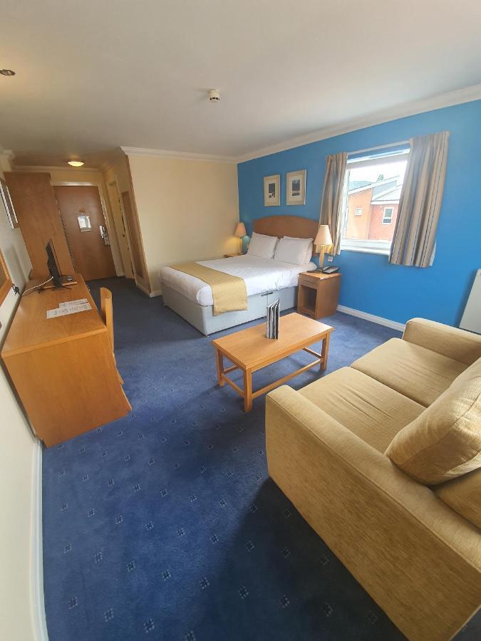 The Telford Whitehouse Hotel Экстерьер фото
