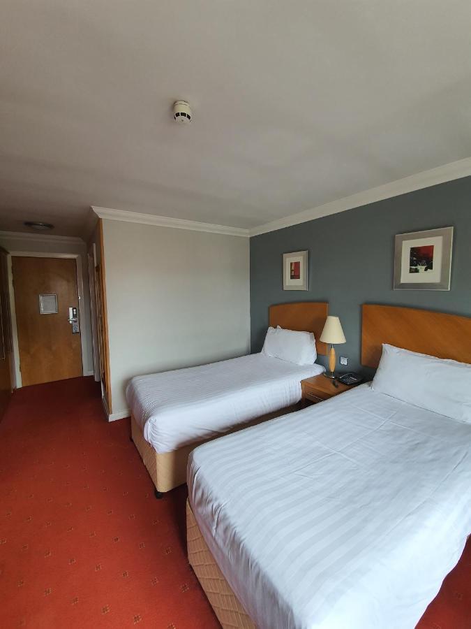The Telford Whitehouse Hotel Экстерьер фото